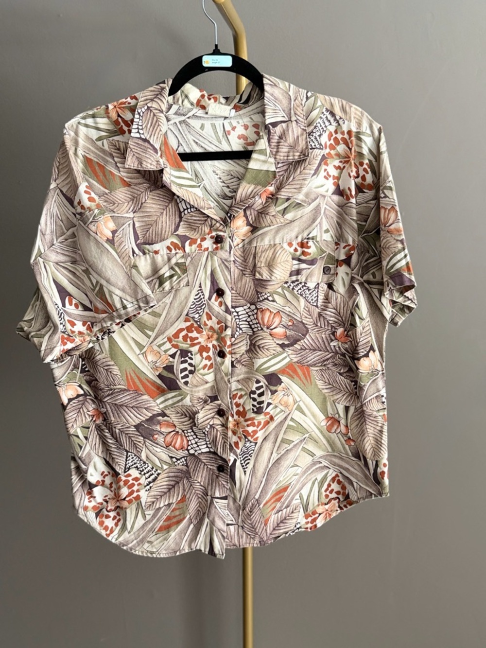 Tropical Floral Button-Down Shirt in Beige & Olive